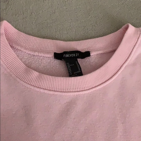 Pink Cropped sweater - Picture 2 of 3